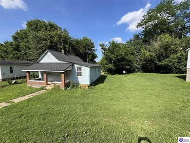 INVESTORS!!! Two bedroom and one bathroom. Needs some work. This - photo 18