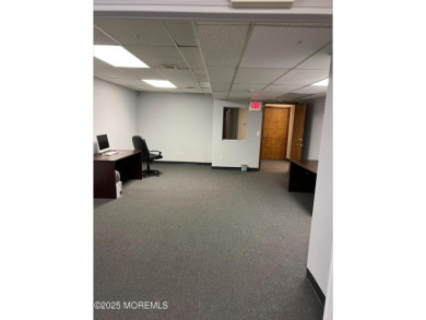 Income Producing Medical/Professional Office building for Sale!