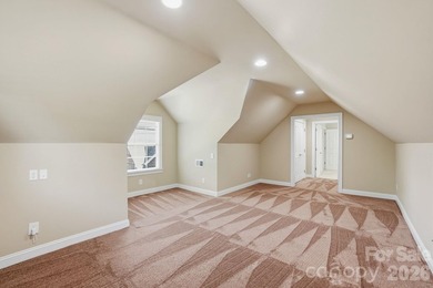 Welcome to this beautifully designed 3-bedroom, 3.5-bath home - photo 33
