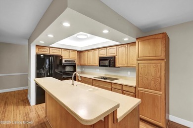 *NEW PRICE* 5.38 acres of private country living. 4 bedrooms 2 - photo 4