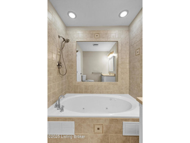 *NEW PRICE* 5.38 acres of private country living. 4 bedrooms 2 - photo 9