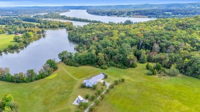 Welcome to a truly exceptional opportunity - 950 breathtaking - photo 2