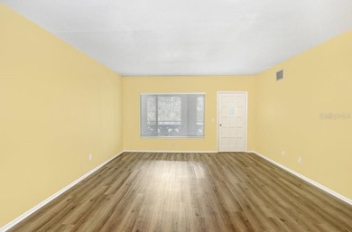 One or more photo(s) has been virtually staged. Welcome home to