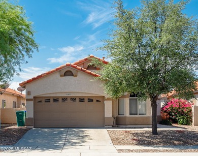 (private lake, pond, creek) Home For Sale in Tucson Arizona
