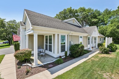 Welcome to this beautifully maintained 2-bedroom, 2-bath home in - photo 3