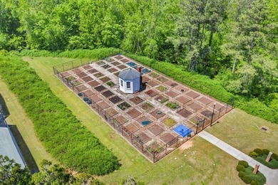 If you're looking for a homesite in a premier Golf and - photo 6