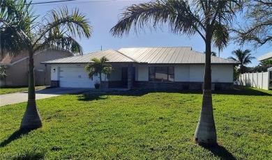 Caloosahatchee River Home For Sale in Cape Coral Florida