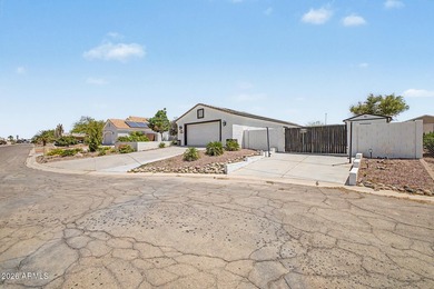 Fantastic!!! 3-bedroom, 2-bath home blends charm and - photo 3