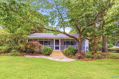 Enjoy the perfect blend of comfort, convenience, and scenic - photo 4