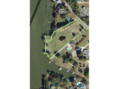 This 2.2 acre cleared lot is located on the Coosa River. It - photo 1
