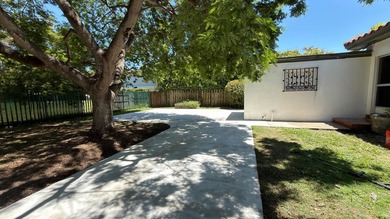 Welcome to this charming single-story residence in Brickell - photo 11