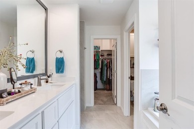 Welcome to this stunning, like-new 3-bedroom, 2-bathroom home in - photo 19