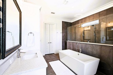 Walk inside one of Allens rarest elegance in a custom Southgate - photo 21