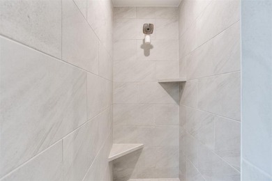 Welcome to this stunning, like-new 3-bedroom, 2-bathroom home in - photo 21