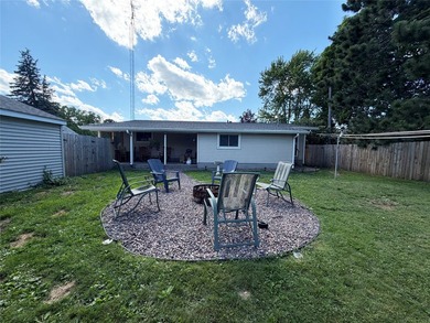 Stop scrolling! This Rice Lake charmer deserves your attention! - photo 27
