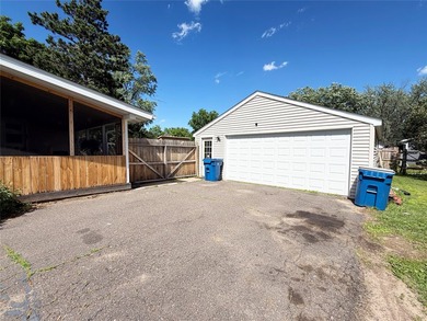 Stop scrolling! This Rice Lake charmer deserves your attention! - photo 30