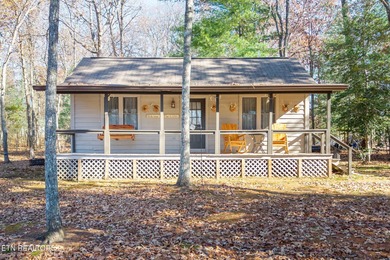 Beyond a grand, gated entrance and a picturesque quarter-mile - photo 4