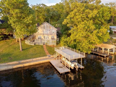 Lake Home Sale Pending in Muscle Shoals, Alabama