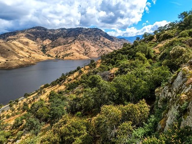 Rare opportunity to own 46.73 acres overlooking Lake Kaweah with - photo 14