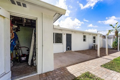 RARE OPPORTUNITY THIS SINGLE FAMILY HOME HAS BEEN UPDATED ON .17 - photo 19