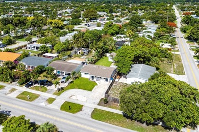 RARE OPPORTUNITY THIS SINGLE FAMILY HOME HAS BEEN UPDATED ON .17 - photo 37