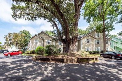 Lake Home For Sale in North Charleston, South Carolina