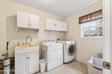 $5000.00 SELLER CREDIT FOR BUYER TO UTILIZE AS THEY CHOOSE - photo 31