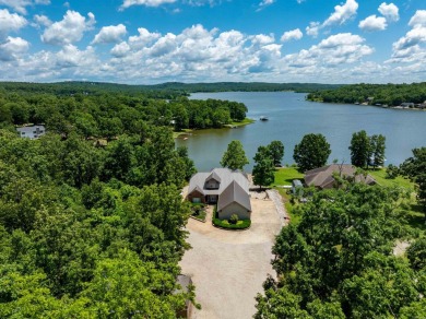Lake Home For Sale in Horseshoe Bend, Arkansas