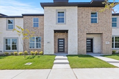 Lake Ray Hubbard Townhome/Townhouse For Sale in Rowlett Texas