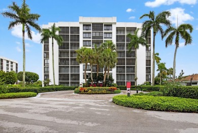 (private lake, pond, creek) Condo For Sale in Boca Raton Florida