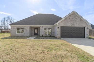 Welcome home to this BEAUTIFUL NEW CONSTRUCTION PROPERTY located - photo 1