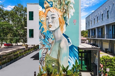 New Pricing, Seller is motivated! Recently appraised at $3.86M - photo 1
