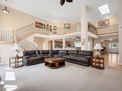 Welcome home to 537 N. Sycamore, where space, comfort, and - photo 12
