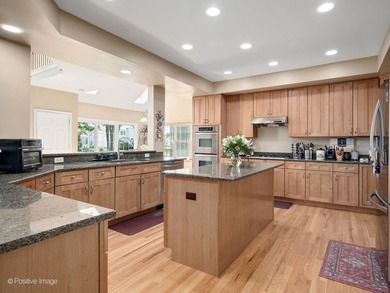 Welcome home to 537 N. Sycamore, where space, comfort, and - photo 17