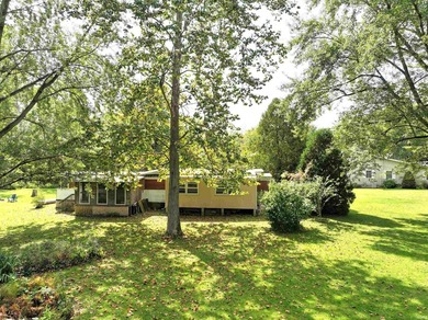 Discover Your Perfect Tippecanoe River Retreat! This beautifully - photo 8