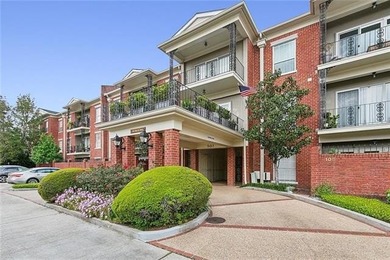 Lake Pontchartrain Condo For Sale in Metairie Louisiana