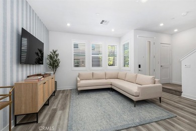 Welcome to 725 Hazel Dr. where modern design, thoughtful - photo 6
