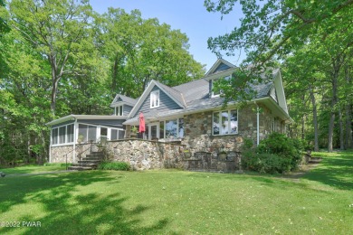 Twin Lakes Home For Sale in Shohola Pennsylvania