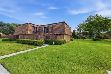 Beautifully updated 3-bedroom, 2.5-bath home in the highly - photo 2