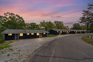 Welcome to Kimberling Cove Resort, a beautifully updated - photo 6