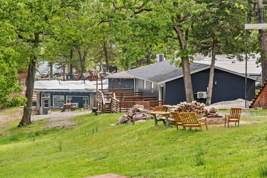 Welcome to Kimberling Cove Resort, a beautifully updated - photo 7