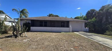 Port Charlotte Waterway Area Home For Sale in Port Charlotte Florida