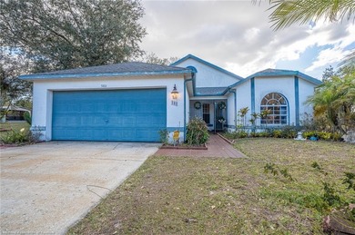 Lake Grassy Home For Sale in Lake Placid Florida