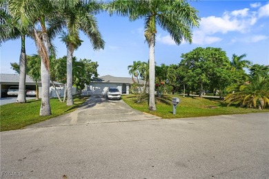 Caloosahatchee River Home For Sale in Cape Coral Florida
