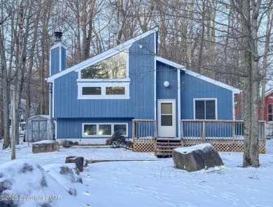 Lake Home For Sale in Tobyhanna, Pennsylvania