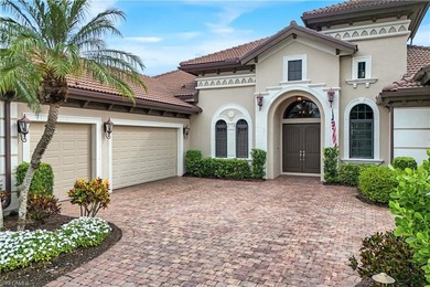 Stunning spacious home with panoramic golf and Lake views. This - photo 2