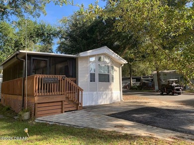 Lake Kerr Home For Sale in Salt Springs Florida