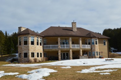 Lake Michigan - Delta County Home For Sale in Garden Michigan
