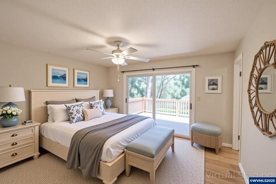 Room to Breathe Minutes from Downtown AlbanyOn a private