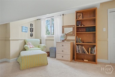 Nicely designed 3-bedroom, 3.5-bath patio home with an ideal - photo 24